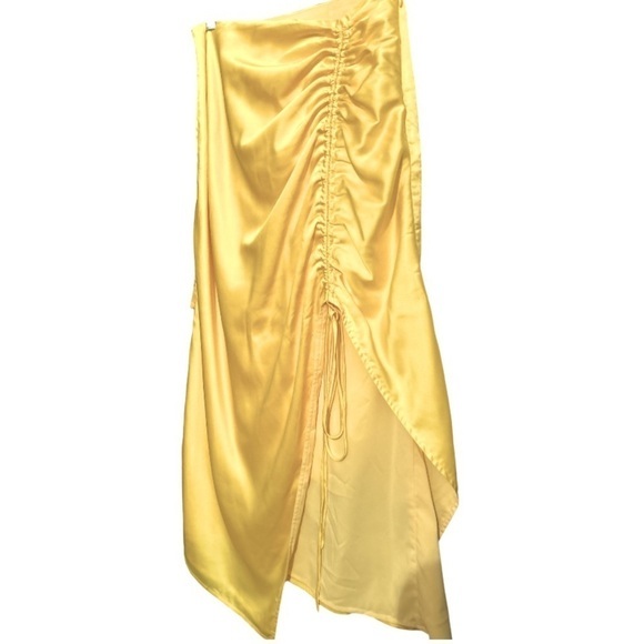 superdown Dresses & Skirts - REVOLVE X superdown Kristie Ruched Midi Skirt Yellow Satin (Sample) size medium